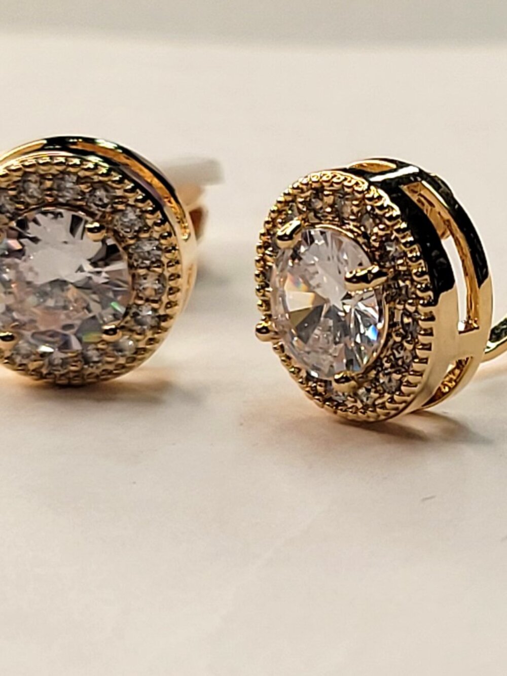 Womens Crystal Clip On Earrings Elegant Glitter Mini Earrings NEW